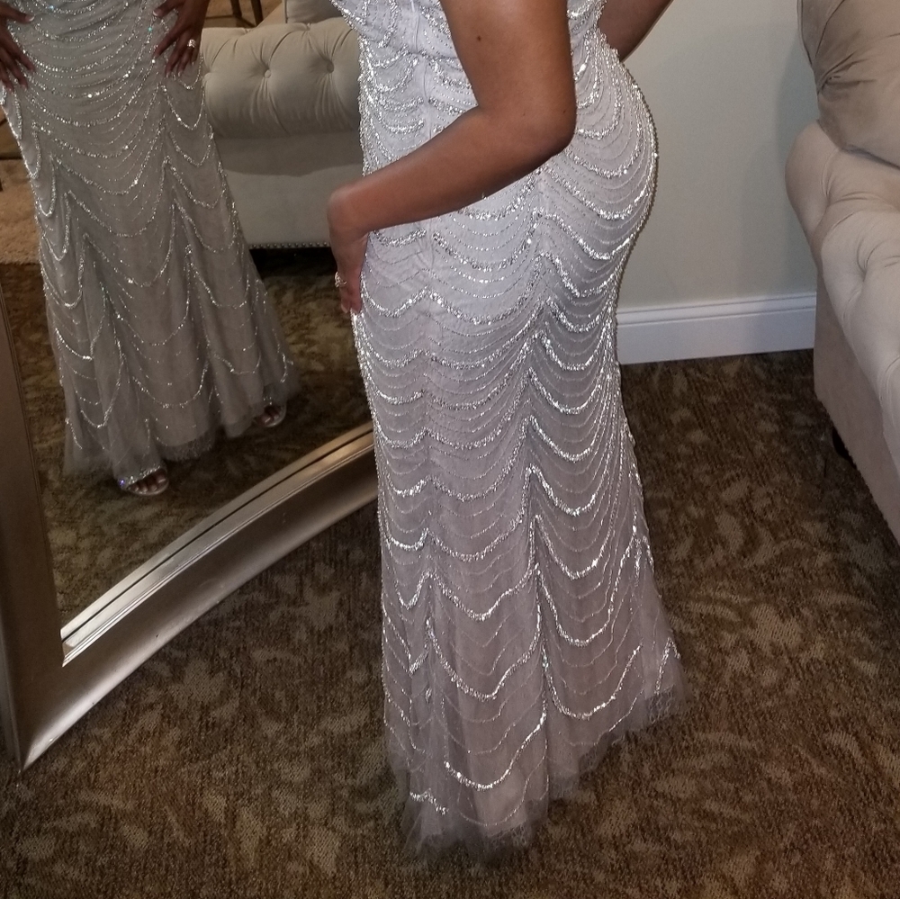 Formal Dress - Picture 7 of 7